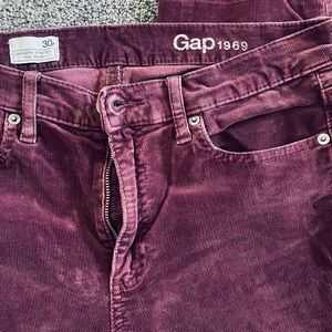 Gap Corduroy size 30 modern stretch true skinny